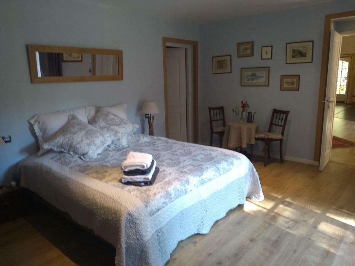 Le Domaine Des Platanes Bed & Breakfast Bourg-Charente Eksteriør bilde